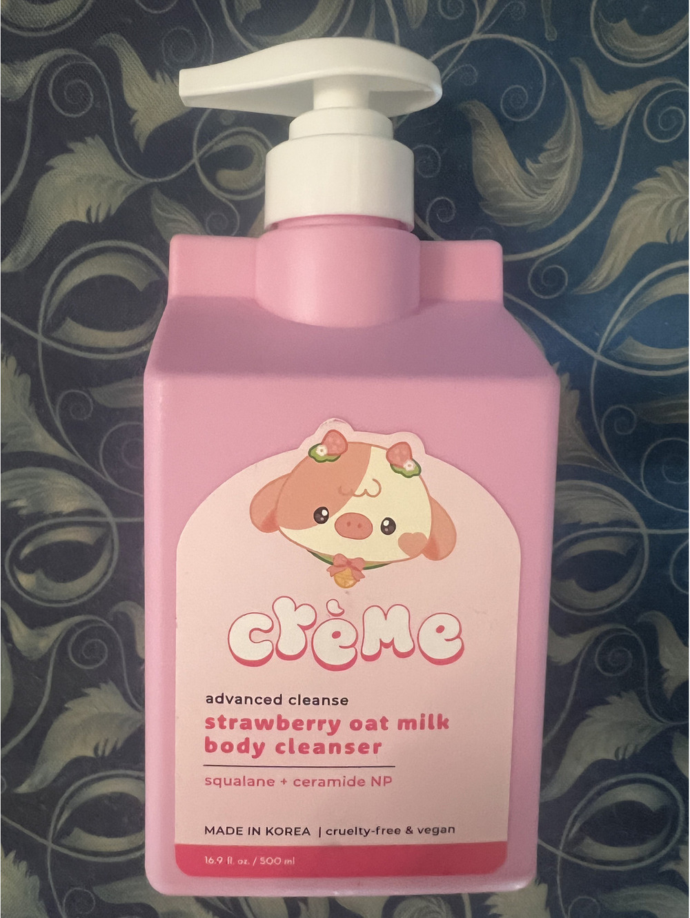 The Crème Shop x Hello Kitty Advanced Body Cleanser (Strawberry Oat Milk)